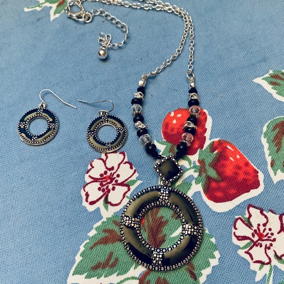 Kenneth Cole Silver Tone & Black Enameled Necklace & Earring Set - Picture 5 of 8